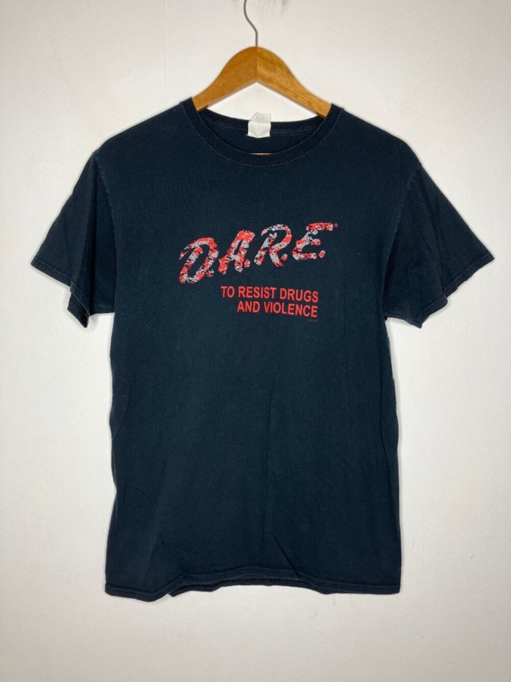 D.A.R.E. To Resist Drugs and Violence Black T-Shirt Men's Medium